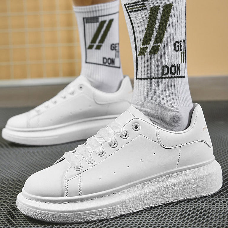 Tênis Masculino Casual de Couro