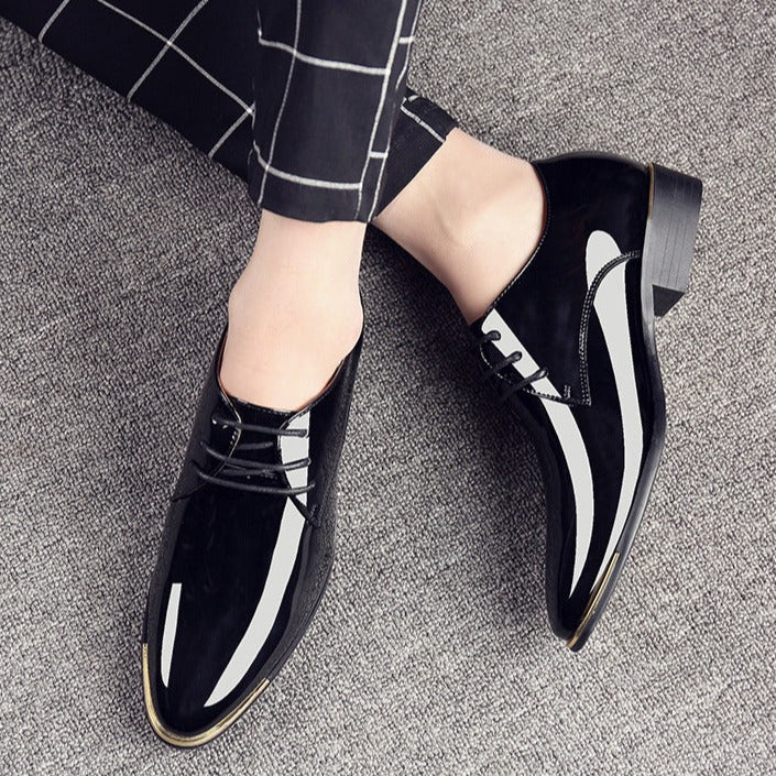 Sapato Masculino de Couro Envernizado